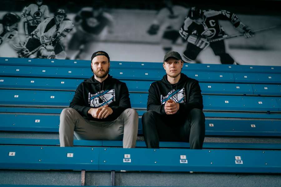 Bratři Petmanovi pokračují v Plzni.