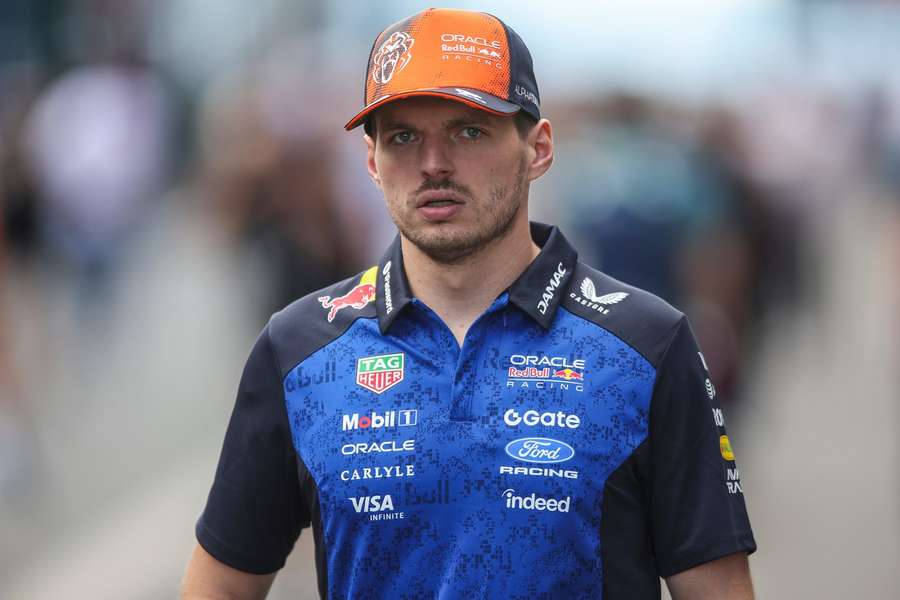 Verstappen przedłużył kontrakt z Red Bullem do 2030 roku. "Chcemy wrócić na szczyt" Verstappen przedłużył kontrakt z Red Bullem do 2030 roku. "Chcemy wrócić na szczyt"