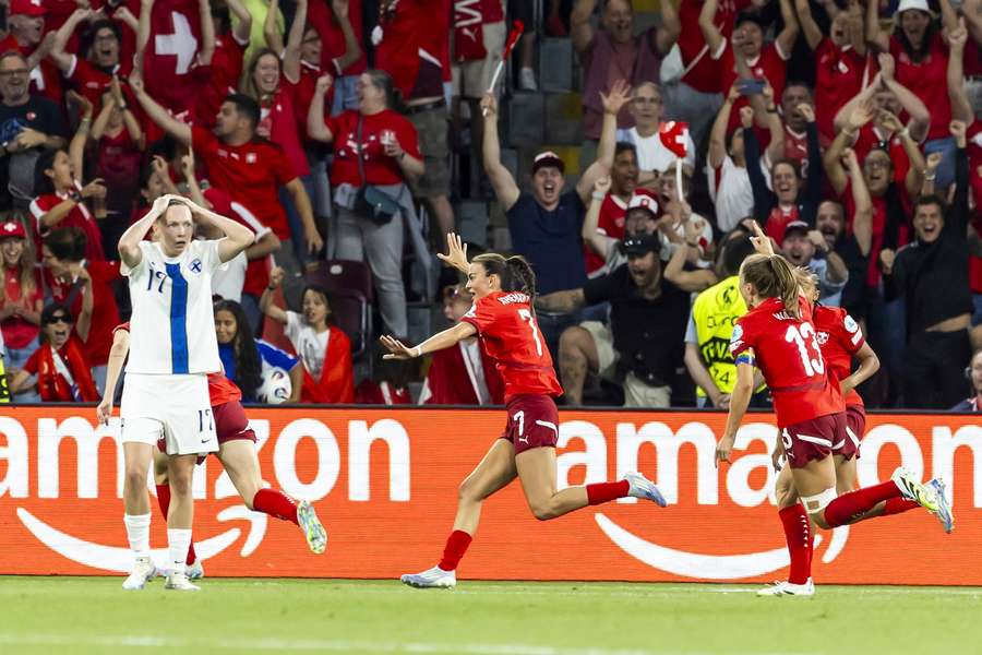 Riola Xhemaili found the equaliser for Switzerland 