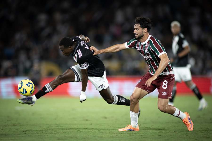 Fluminense e Vasco encerram o domingo (14) de futebol Fluminense e Vasco encerram o domingo (14) de futebol