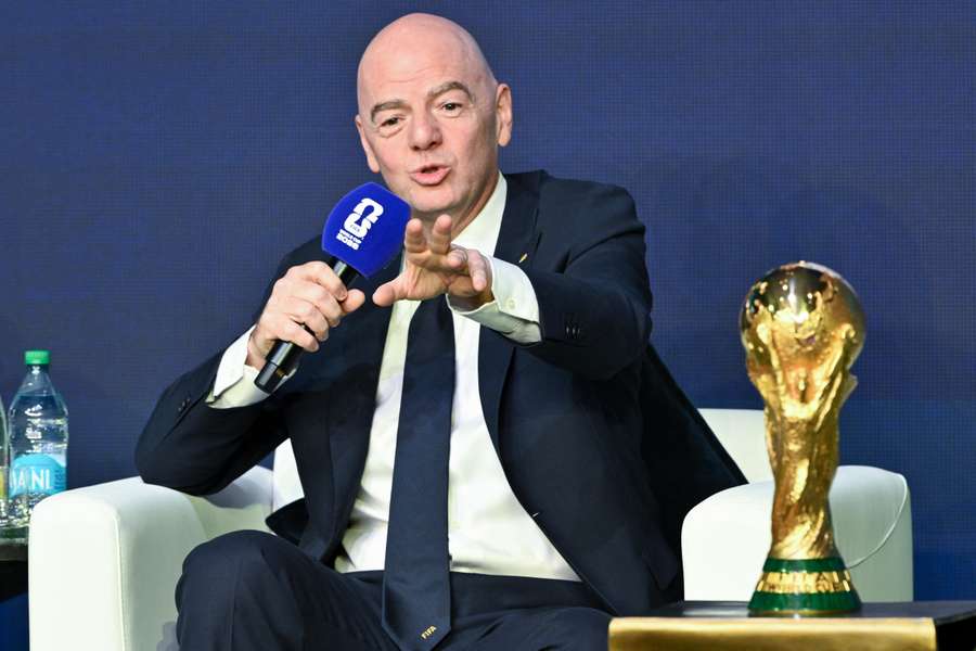 Gianni Infantino parlant de la Coupe du monde. Gianni Infantino parlant de la Coupe du monde.