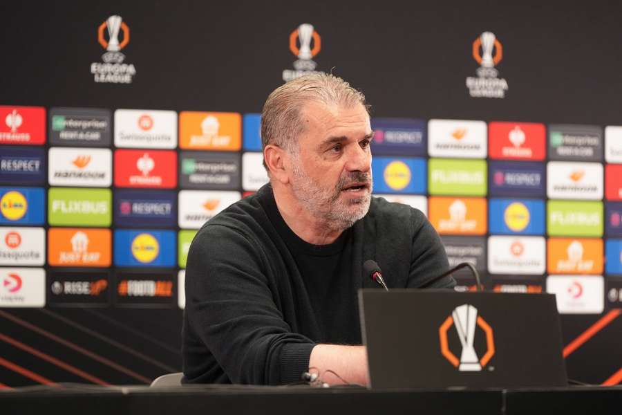 Postecoglou po postupu: Kritici se bojí, že můžeme vyhrát trofej. Je mi jedno, kdo se teď trápí