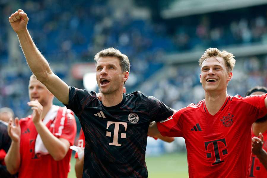 Bayern Munich's Thomas Muller alongside Joshua Kimmich