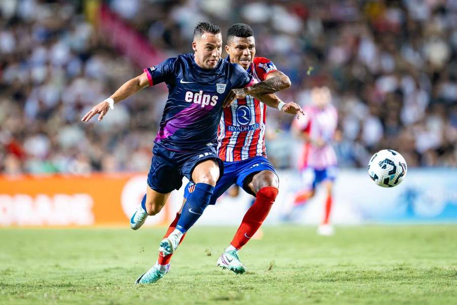 Luís Machado num particular do Kitchee contra o Atlético Madrid Luís Machado num particular do Kitchee contra o Atlético Madrid