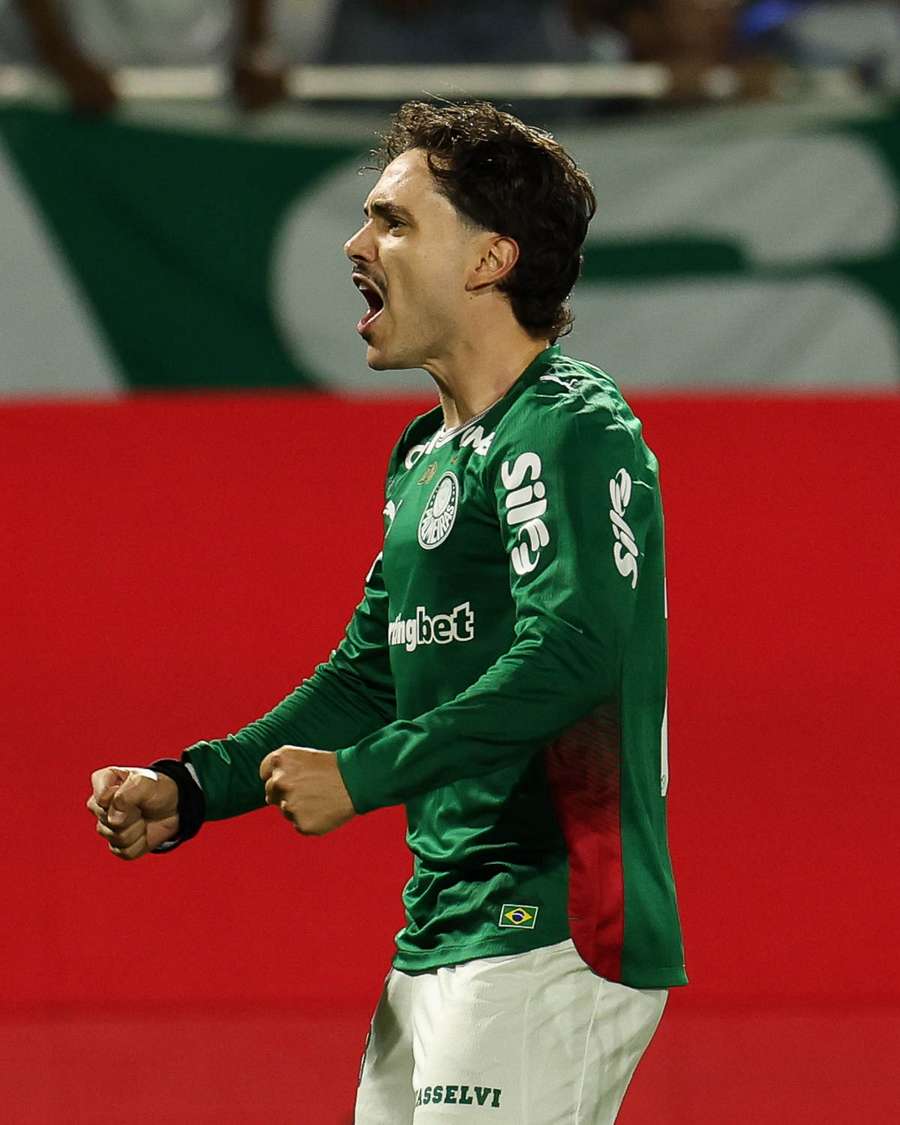 Maurício abriu o placar em Palmeiras 2x1 São Paulo