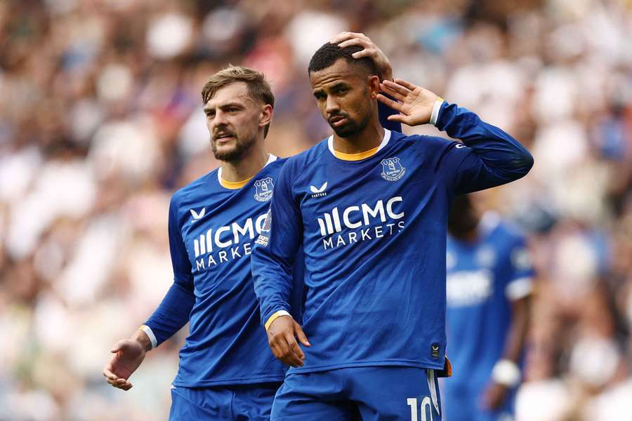 Man City turn to Everton ace Iliman Ndiaye as Cody Gakpo deal stalls Man City turn to Everton ace Iliman Ndiaye as Cody Gakpo deal stalls