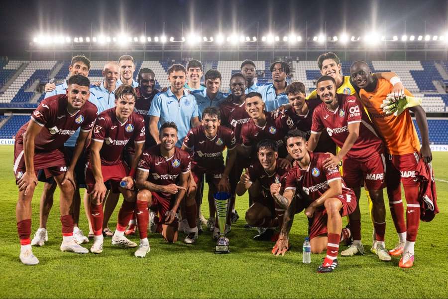 Los jugadores del Getafe celebran la victoria en el Trofeo Ciudad de Santa Cruz de Tenerife