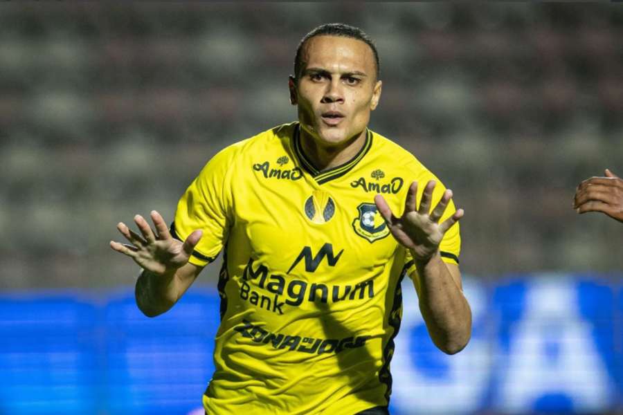 Leo Jabá nega uso de anabolizantes