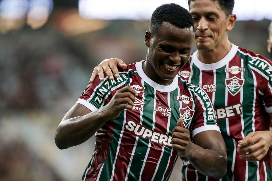 Arias teve uma grande atuação na vitória do Flu sobre o Voltaço