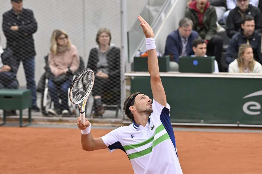 Arthur Rinderknech er færdig ved Roland Garros.