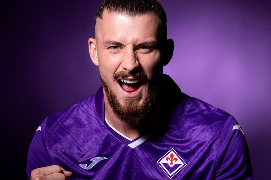 Oficjalnie: Dragusin opuścił Tottenham zawodnikiem Fiorentiny Oficjalnie: Dragusin opuścił Tottenham zawodnikiem Fiorentiny