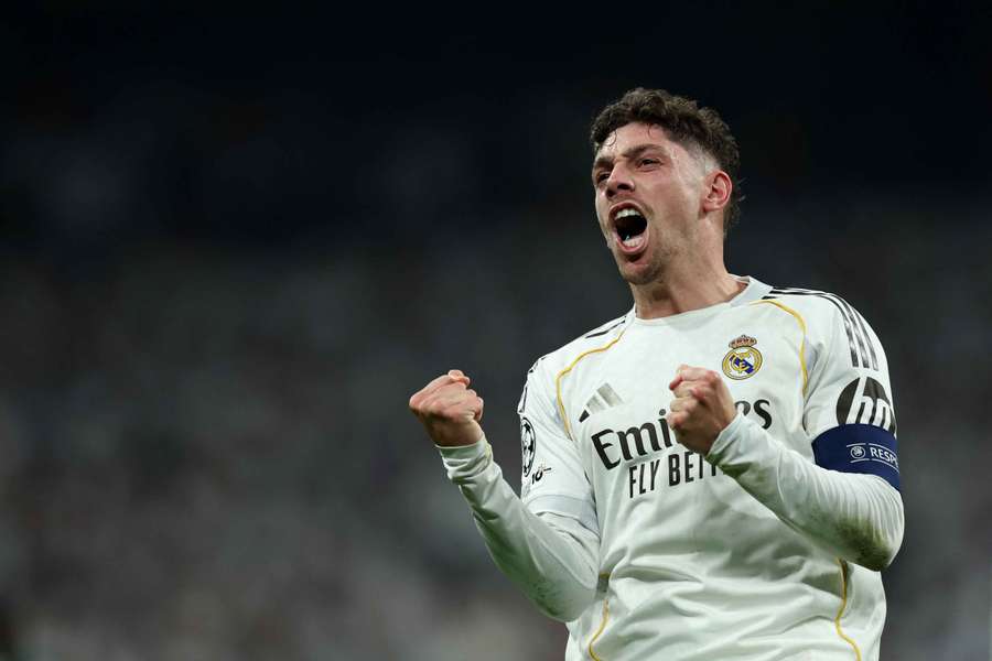 Grâce à un triplé de Valverde en 45 minutes, le Real Madrid piétine Manchester City