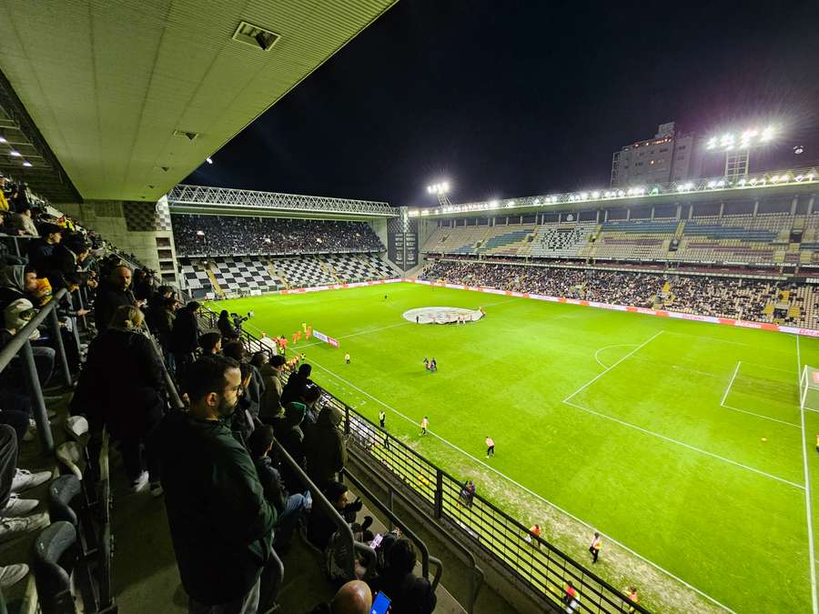 Estadio do Bessa podczas meczu ostatniego sezonu w elicie Estadio do Bessa podczas meczu ostatniego sezonu w elicie