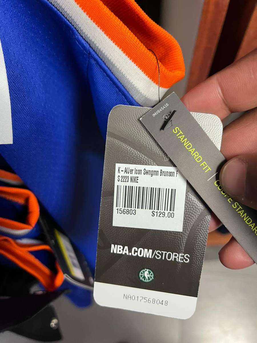 Camiseta do Knicks vendida na loja oficial do time