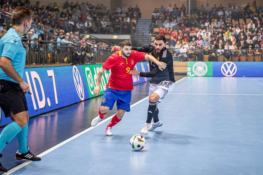 Paniagua em jogo pela seleção espanhola Paniagua em jogo pela seleção espanhola