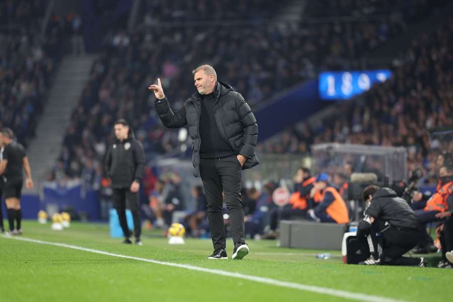 João Henriques, treinador do AFS, no Estádio do Dragão