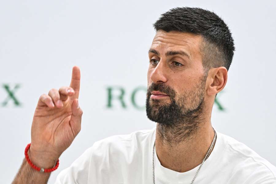 Djokovic tijdens de persconferentie in Shanghai 