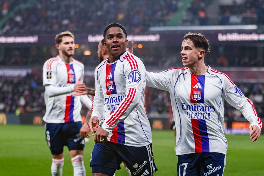 Lyon a încheiat pe primul loc în faza principală din Europa League și merge direct în optimi