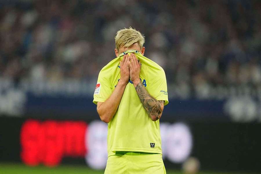 Kownacki i Karbownik z bolesnym startem sezonu, Hertha wypunktowana przez Schalke