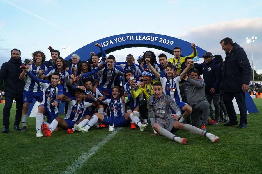 A equipa que venceu a Youth League em 2018/19