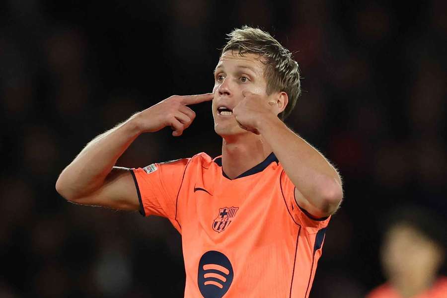 Dani Olmo em ação pelo Barcelona Dani Olmo em ação pelo Barcelona