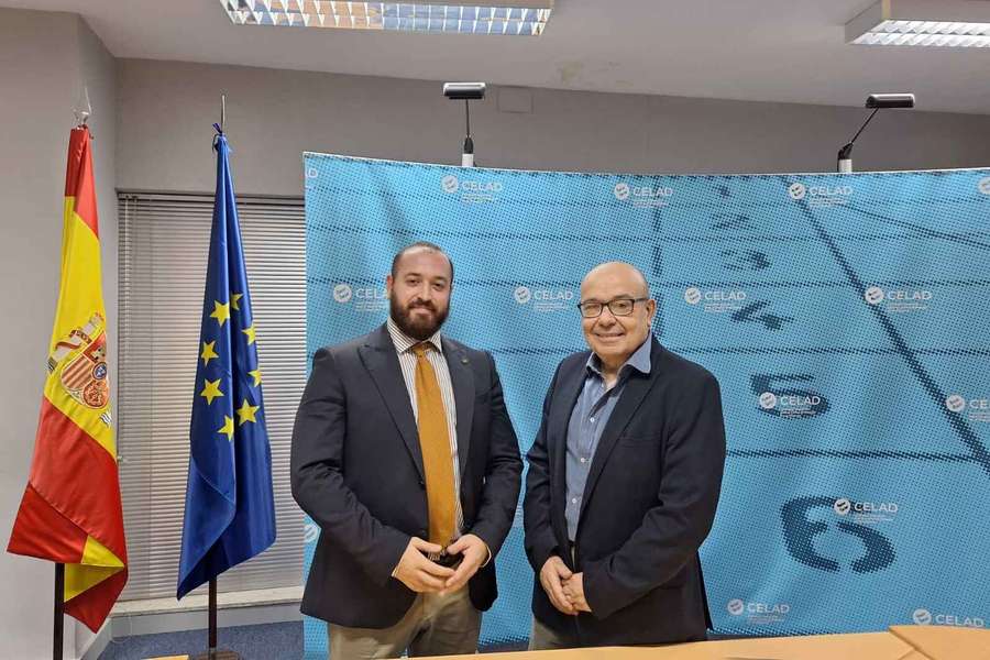 Carlos Peralta, a la izquierda de la imagen, y Domingo Matas, a la derecha Carlos Peralta, a la izquierda de la imagen, y Domingo Matas, a la derecha