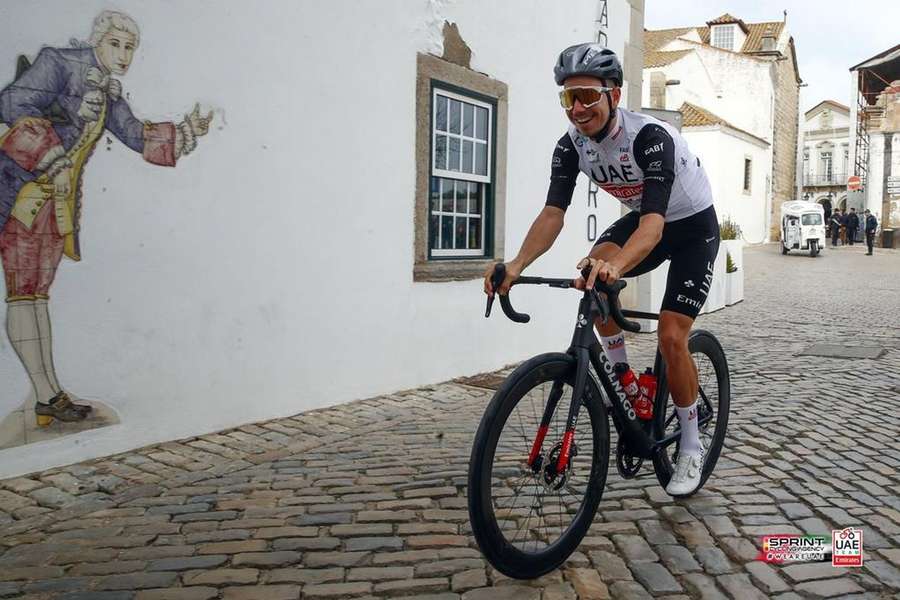 Rui Oliveira, ciclista português da UEAE Emirates