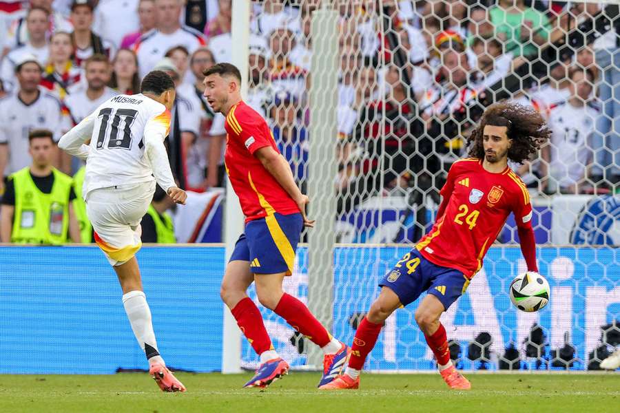 Marc Cucurella slap med skrækken i kvartfinalen.