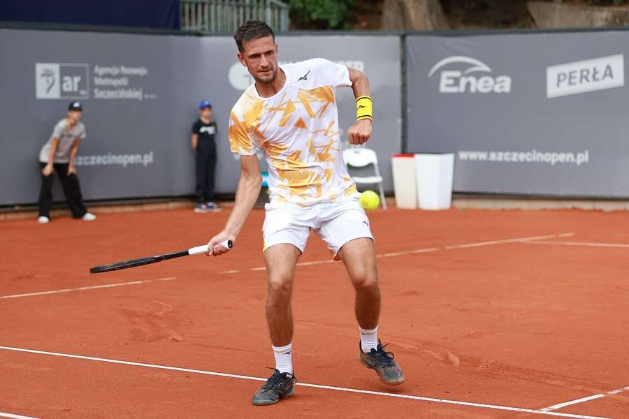 Kopřiva si semifinále na challengeru ve Štětíně nezahraje.