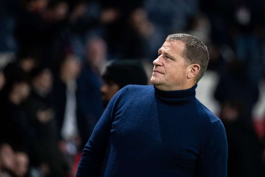 Eberl zeigte sich vor dem Champions-League-Spiel gegen Arsenal optimistisch bezüglich einer Vertragsverlängerung von Kane Eberl zeigte sich vor dem Champions-League-Spiel gegen Arsenal optimistisch bezüglich einer Vertragsverlängerung von Kane