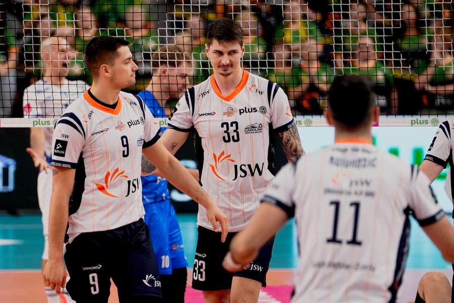 Projekt rozbił Jastrzębskiego. Łukasz Usowicz: "Zrywy nie wystarczą na taki zespół" Projekt rozbił Jastrzębskiego. Łukasz Usowicz: "Zrywy nie wystarczą na taki zespół"