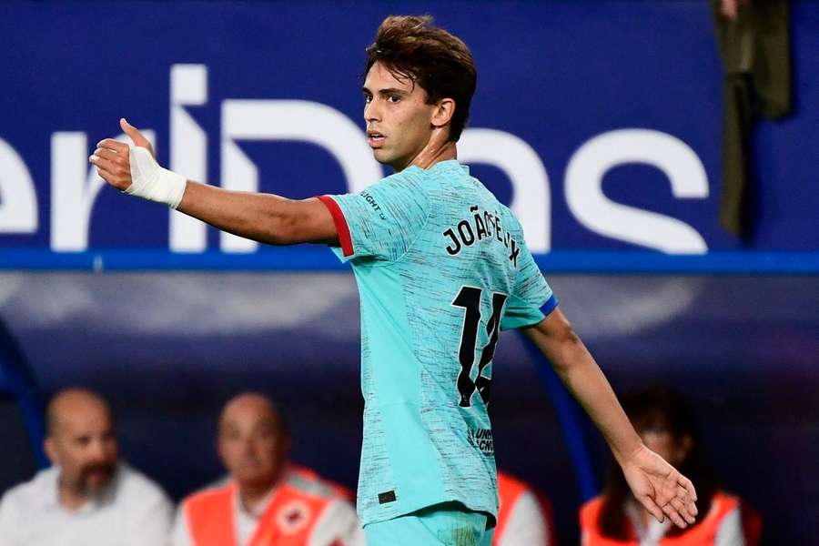 João Félix já tem dois gols pelo Barça