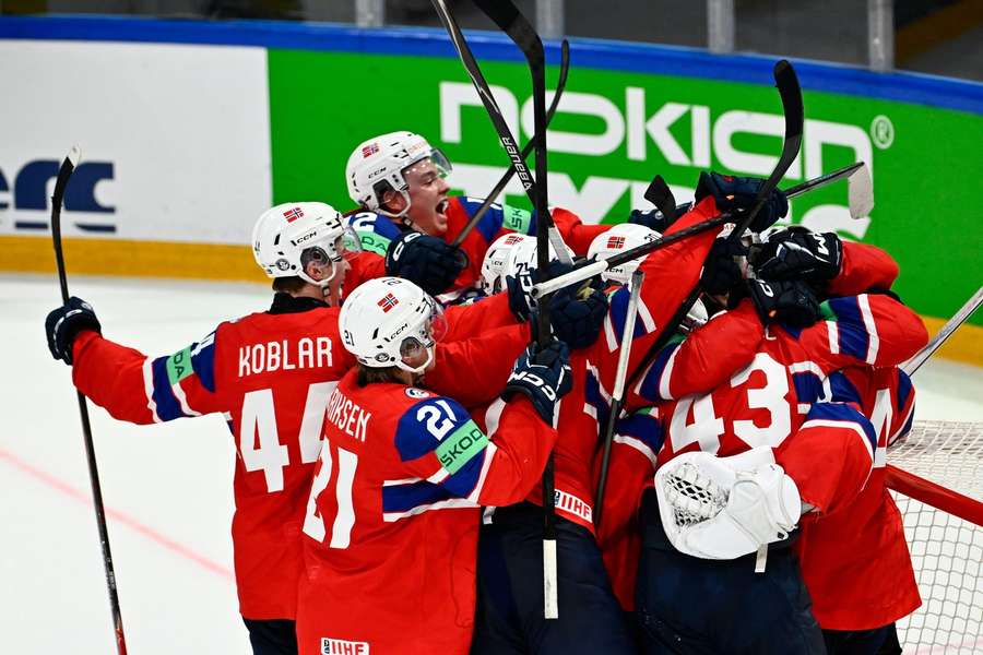 Norway celebrate their huge victory over Sweden Norway celebrate their huge victory over Sweden
