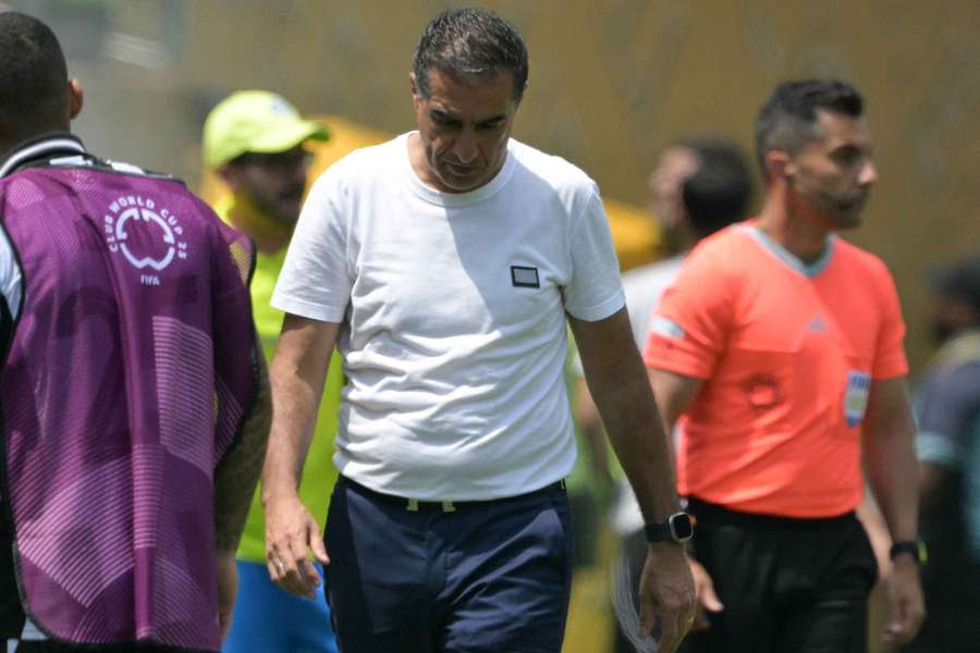 Renato Paiva, concediat