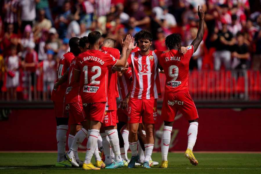 Almería end drought with Rayo rout