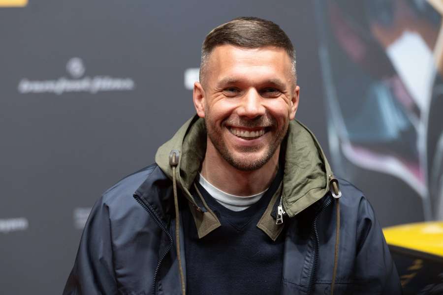 Lukas Podolski hat sich zu den Fan-Protesten in den deutschen Profiligen am Wochenende geäußert.