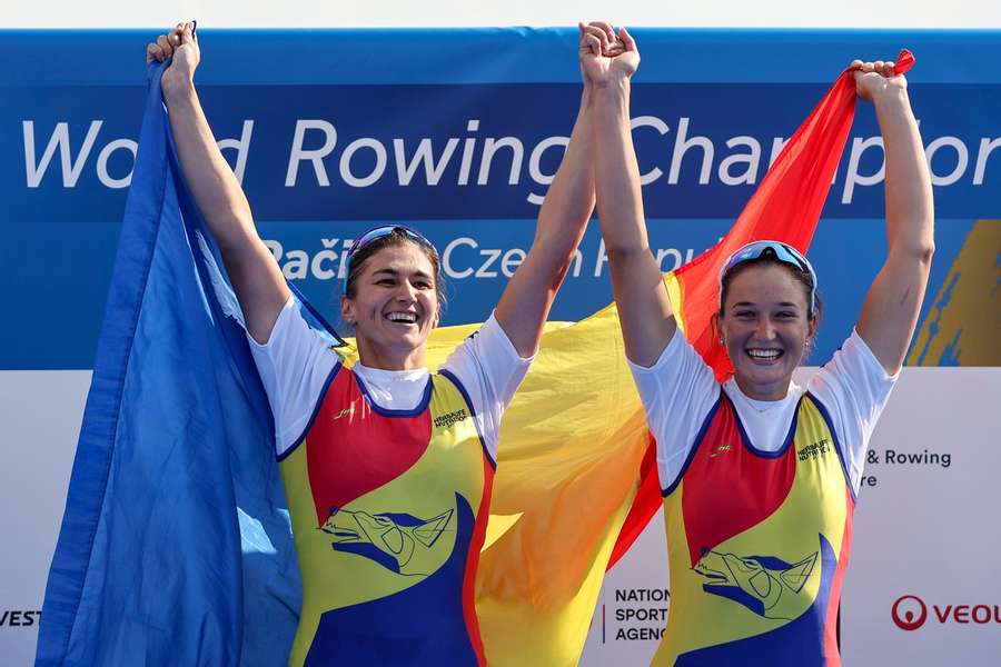 Ancuța Bodnar (stânga) și Simona Radiș s-au calificat la Jocurile Olimpice de la Paris