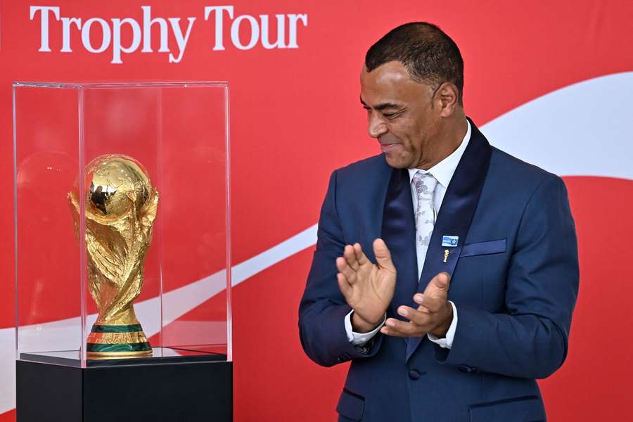 Cafu, o último capitão brasileiro a levantar a taça de campeão mundial Cafu, o último capitão brasileiro a levantar a taça de campeão mundial
