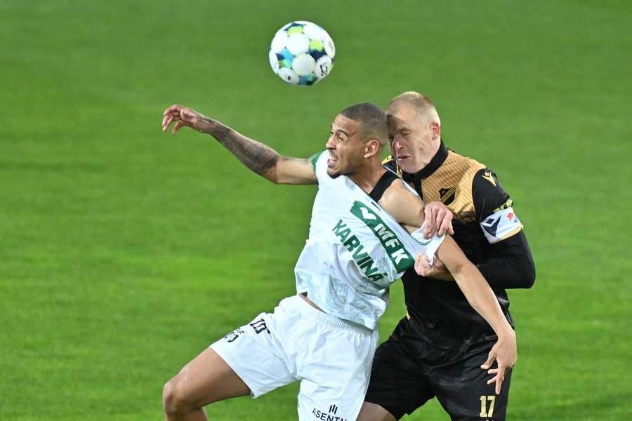 Karviná bojuje v semifinále MOL Cupu s Baníkem.