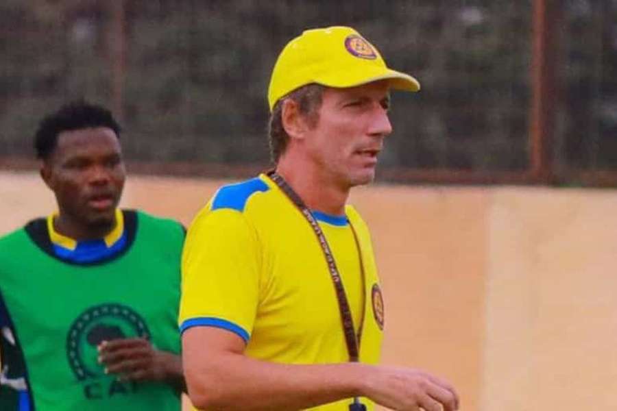 Alexandre Santos, treinador do Petro de Luanda