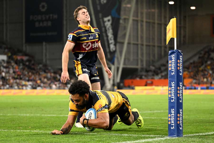 Fehi Fineanganofo dots down as part of his first of two consecutive hat-tricks. 