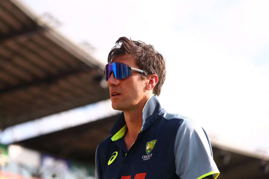 Australia win toss and choose to bat in Darwin