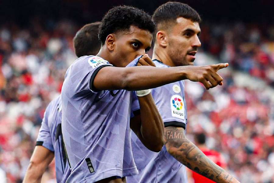 Rodrygo celebra grande atuação contra o Sevilla