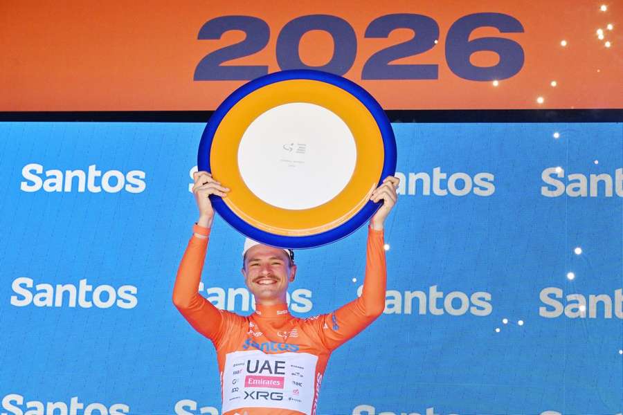 Jay Vine vence Tour Down Under