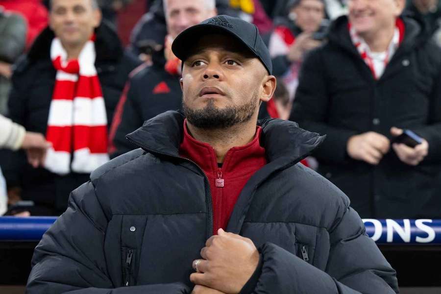 Vincent Kompany voorafgaand aan de wedstrijd tegen Benfica