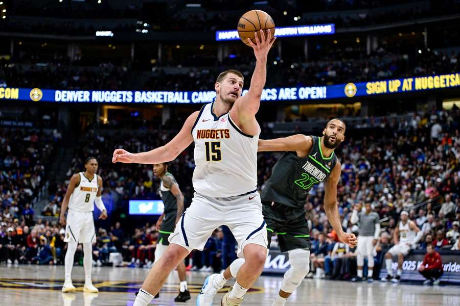 Jokic a été énorme la nuit dernière.