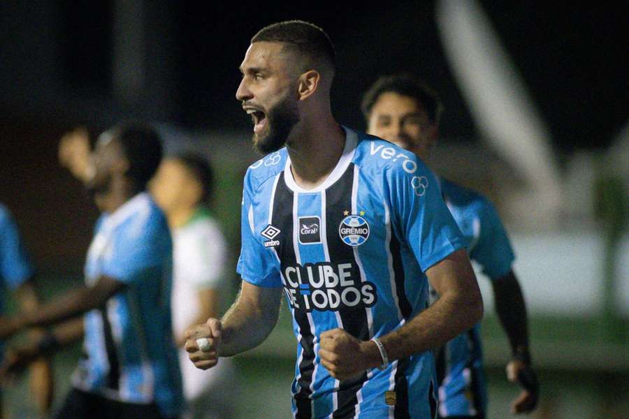 Wagner Leonardo marcou em Avenida 0x4 Grêmio