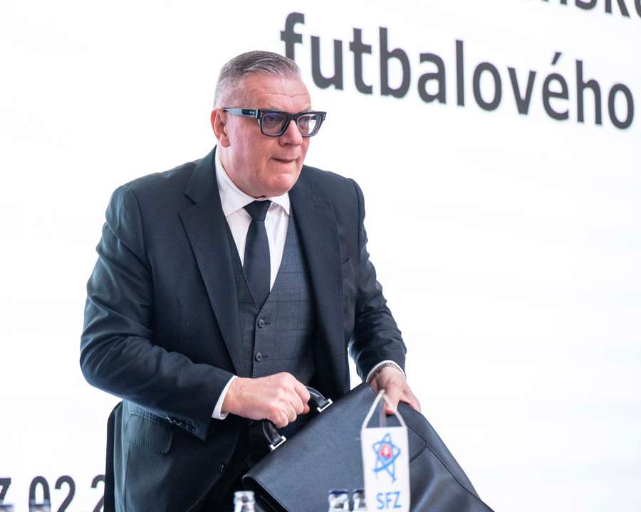 Ján Kováčik bol piatykrát v rade zvolený za prezidenta SFZ.