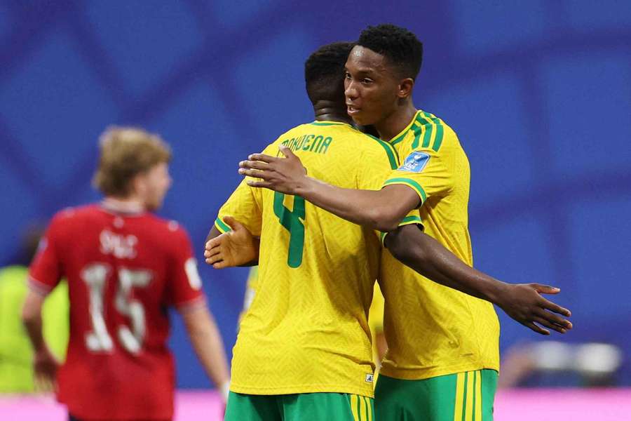 Jihoafrická média chválili výkon své reprezentace i vydřený bod. Jihoafrická média chválili výkon své reprezentace i vydřený bod.