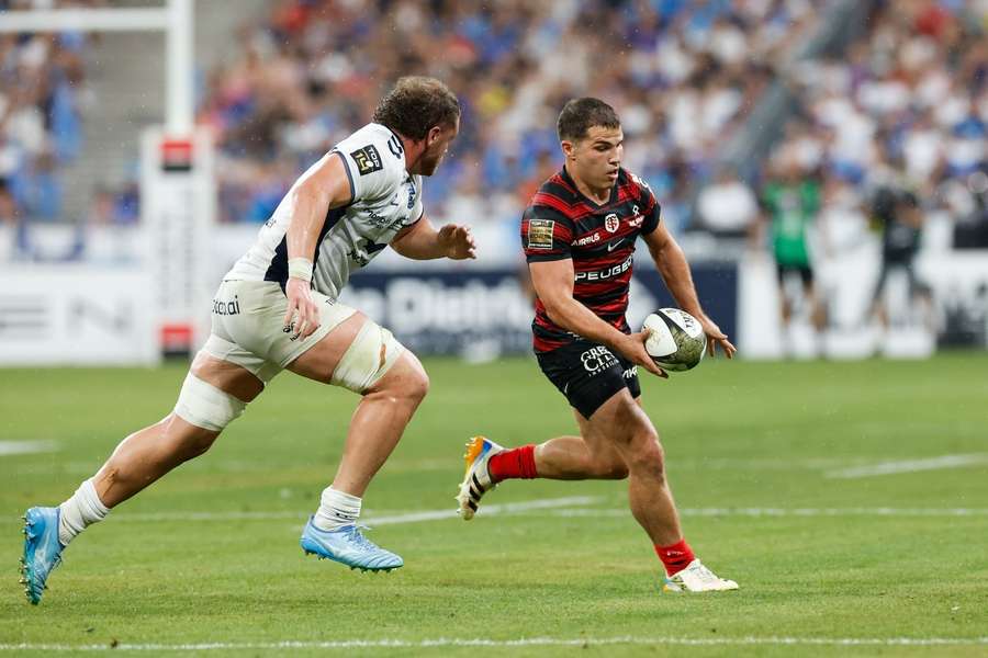 France skipper Dupont to miss Nations Championship